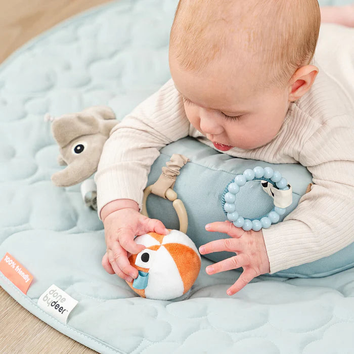 Done By Deer Activiteiten Tummy Time Kussen | Playground Blue