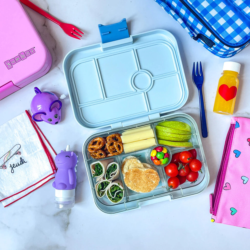Yumbox Original Lavande Purple Unicorn meet 22 x 15 x 5 cm en weegt 500 gram, bij De Gele Flamingo