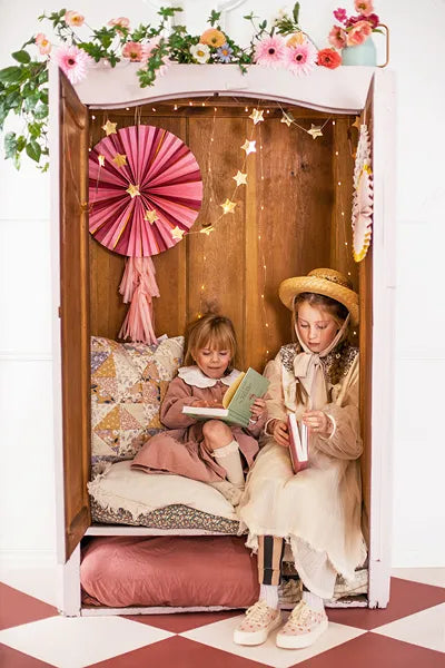 Party Deco papieren waaiers rozetten met bloemen, set van 3 in 26, 35 en 43 cm, bij De Gele Flamingo