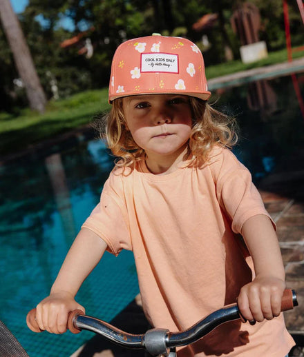 Hello Hossy Peachy Bloom pet voor baby's en kinderen, uitgekozen door De Gele Flamingo