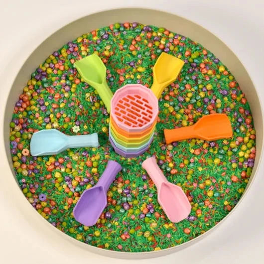 SensoryFun Pastel Schepjes set van 6 in zachte pastelkleuren, te koop bij De Gele Flamingo