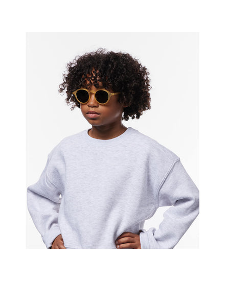 Izipizi Zonnebril 5-7Y #D Yellow Honey met gepolariseerde groene lenzen, te koop bij De Gele Flamingo