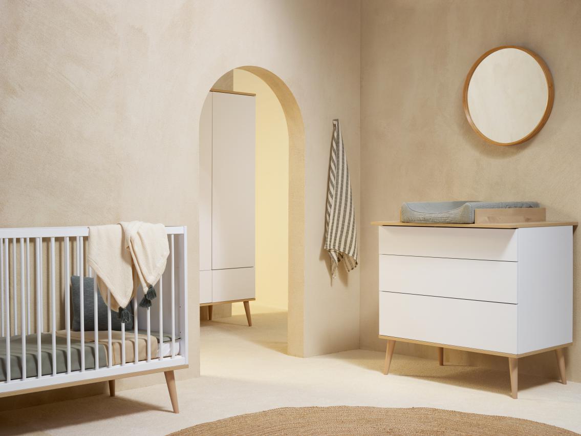 Quax Babykamer Flow White met babybed 70 x 140 cm, commode en kast bij De Gele Flamingo