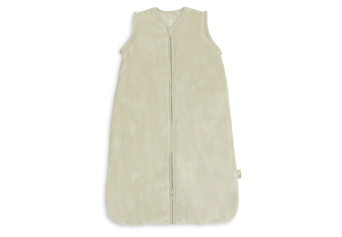 Jollein slaapzak met afritsbare mouw 110 cm Velvet in Soft Matcha, productfoto van de babyslaapzak, De Gele Flamingo