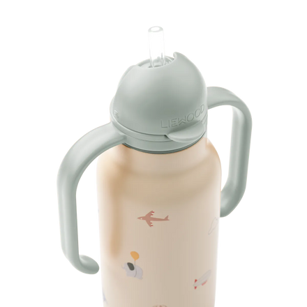 Liewood Kimmie fles Flying Sandy van 80% gerecycleerd roestvrij staal, morsbestendig ontwerp