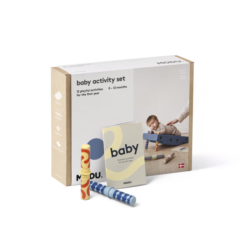 MODU Baby Activity Set in Deep Blue en Sky Blue bij De Gele Flamingo, met balance board en wieltjes