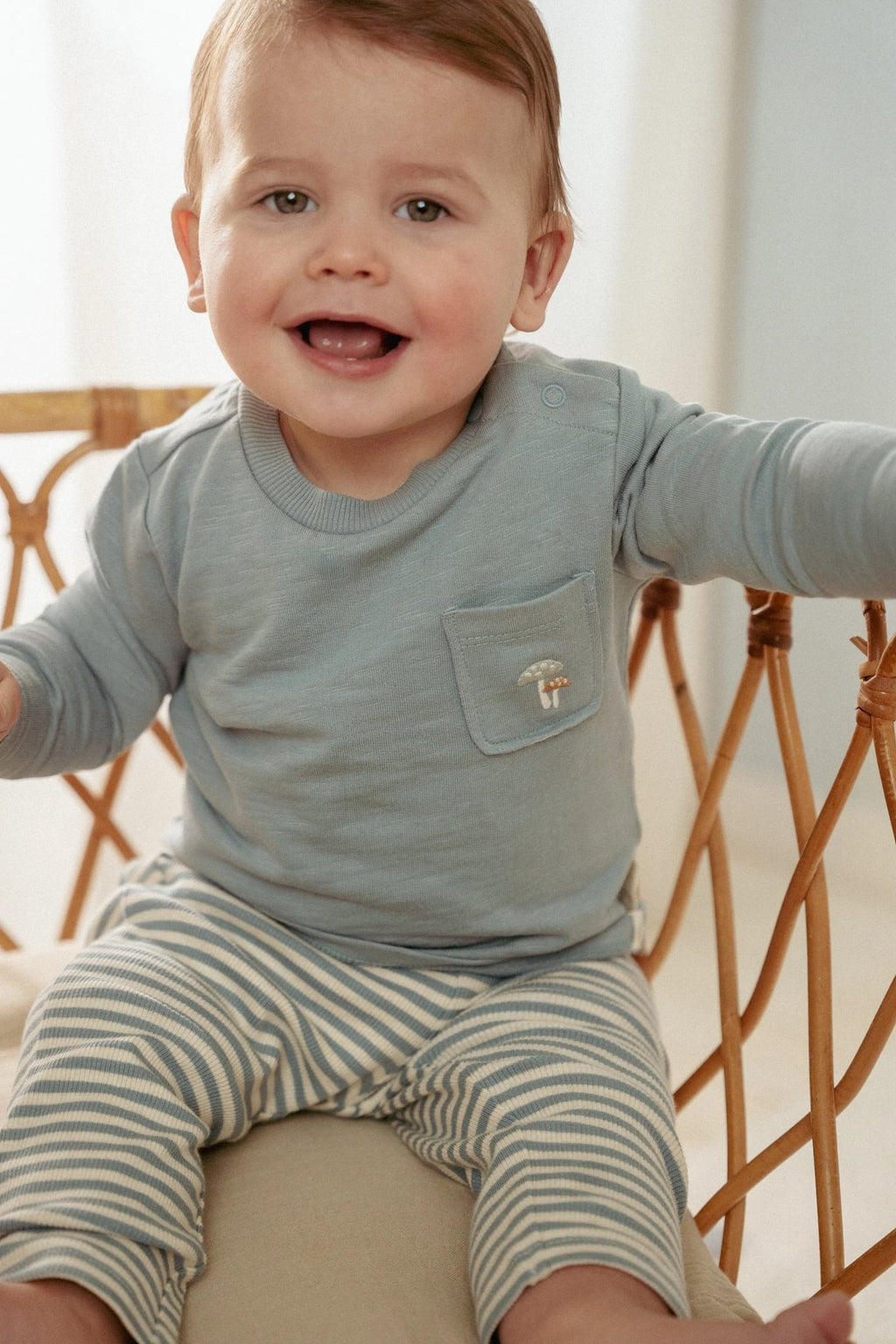 * Little Dutch Broekje Stone | Blue Stripe