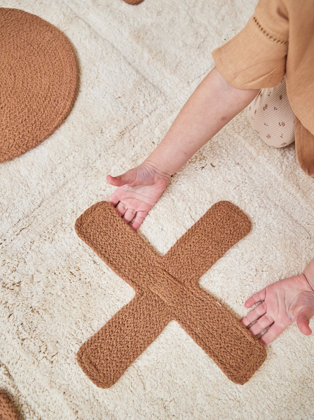 * Tapis Petit Tapijt Tic Tac Toe | 120 x 120cm