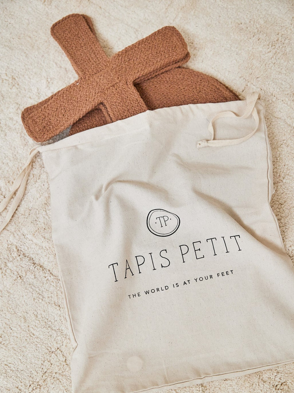 * Tapis Petit Tapijt Tic Tac Toe | 120 x 120cm