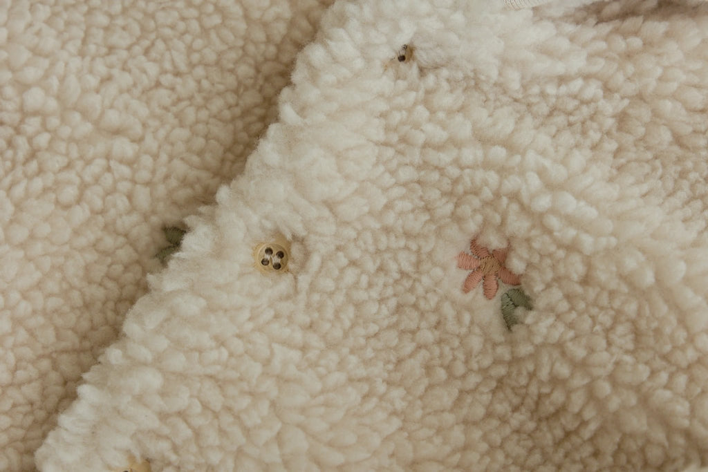 Little Dutch Teddy Vestje Sand Flowers | Sand