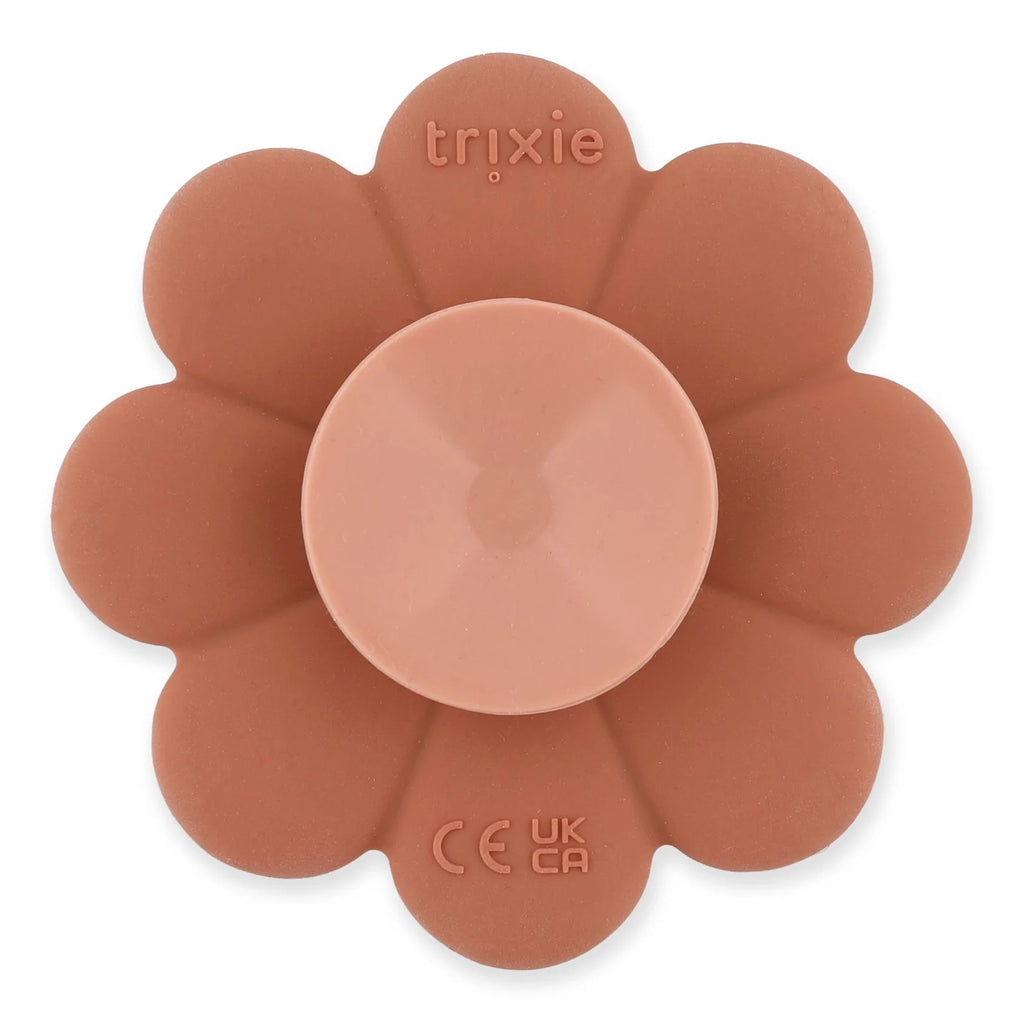 Trixie Siliconen Spinner Mrs. Cat met stevige zuignap voor tafel, kinderstoel of raam, bij De Gele Flamingo.