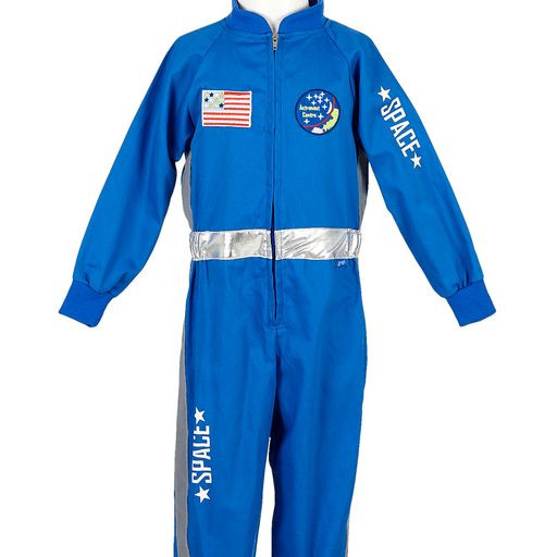 Kind verkleed als astronaut in het Souza André ruimtepak