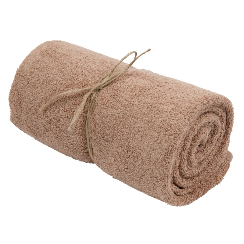 Timboo extra grote handdoek bamboe Savannah Sand, opgerolde handdoek met touwtje