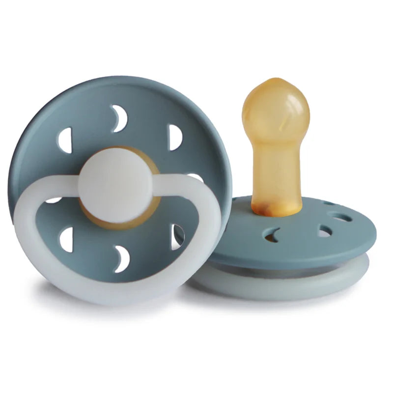 Frigg Moon Latex Fopspeen 6+M Rond | Stone Blue Night